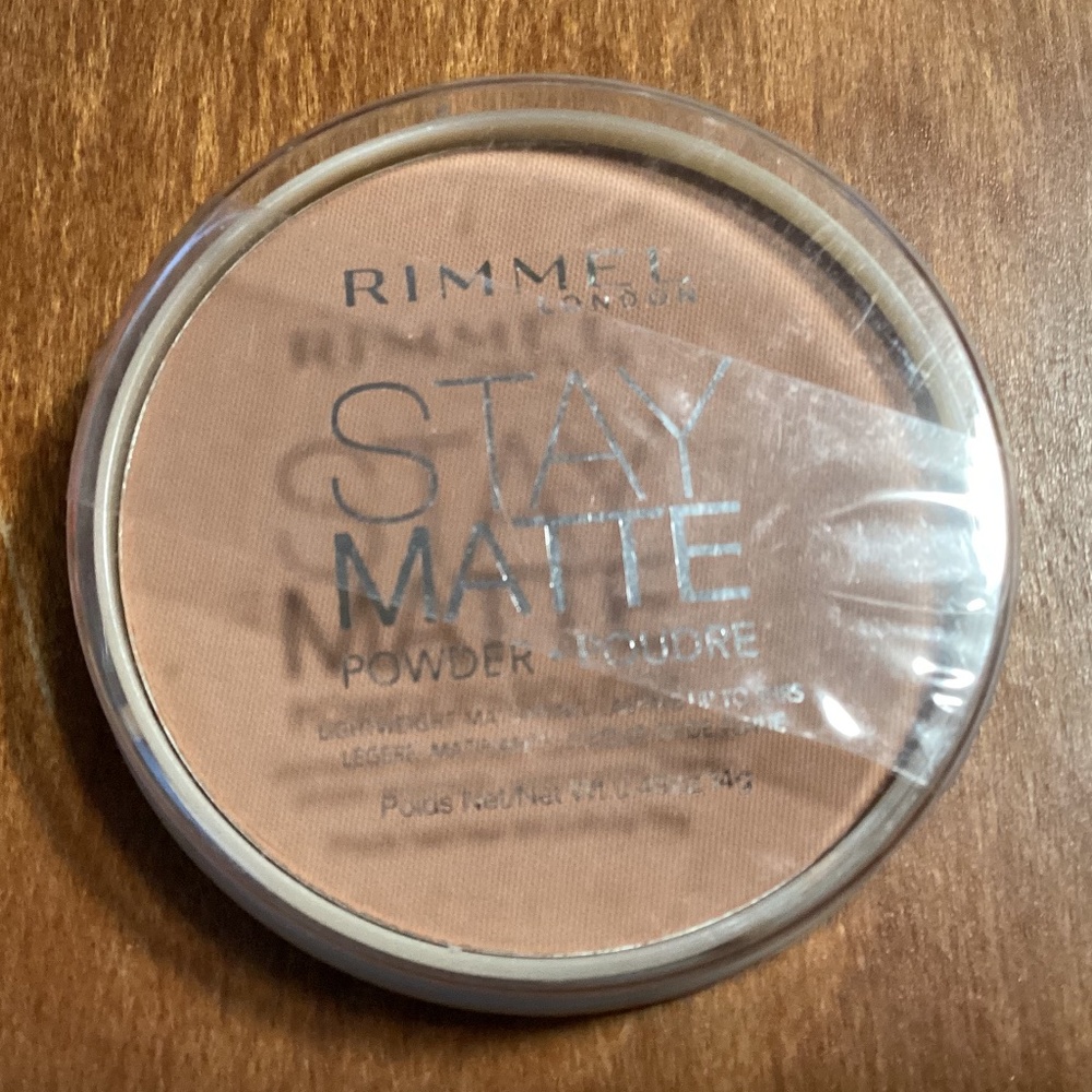 Rimmel London Stay Matte Light Weight Powder Nude 021 NEW